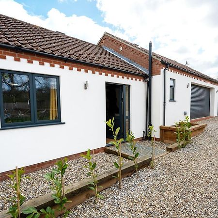 Little House - Perfect For Exploring The Broads Acle Exterior foto