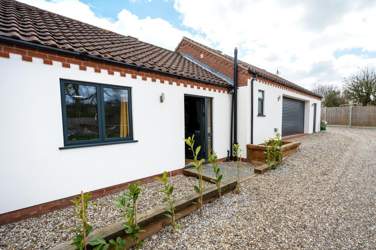Little House - Perfect For Exploring The Broads Acle Exterior foto